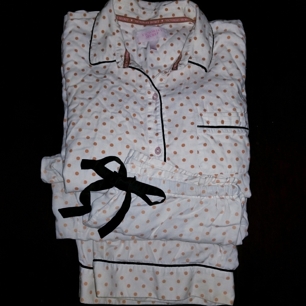 Victoria secret pajama set